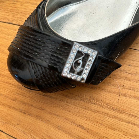 Baby Phat Black Flats - Picture 4 of 7